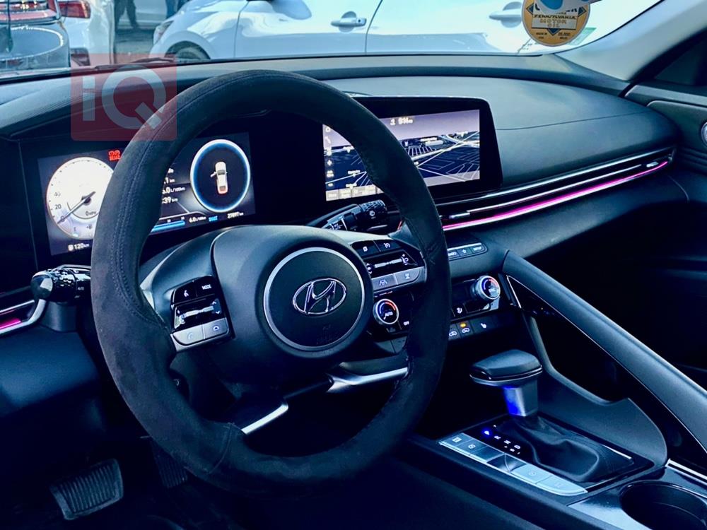 هیوندای ئەلەنترا